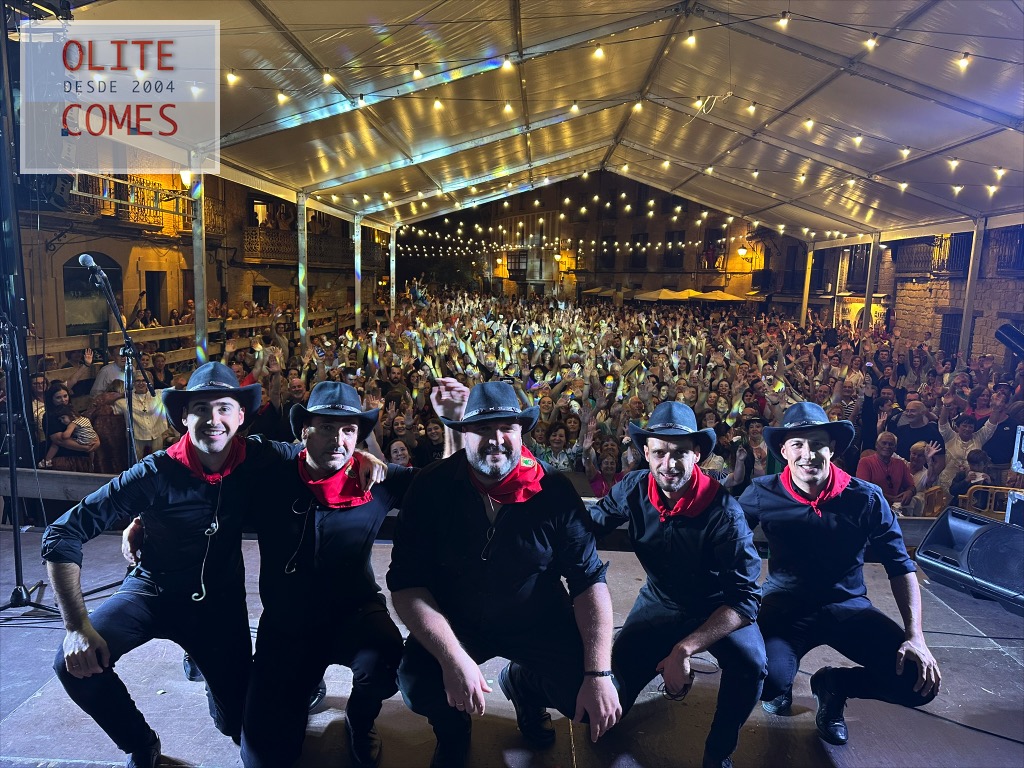 Puro Relajo puso la Plaza Carlos III del reves
