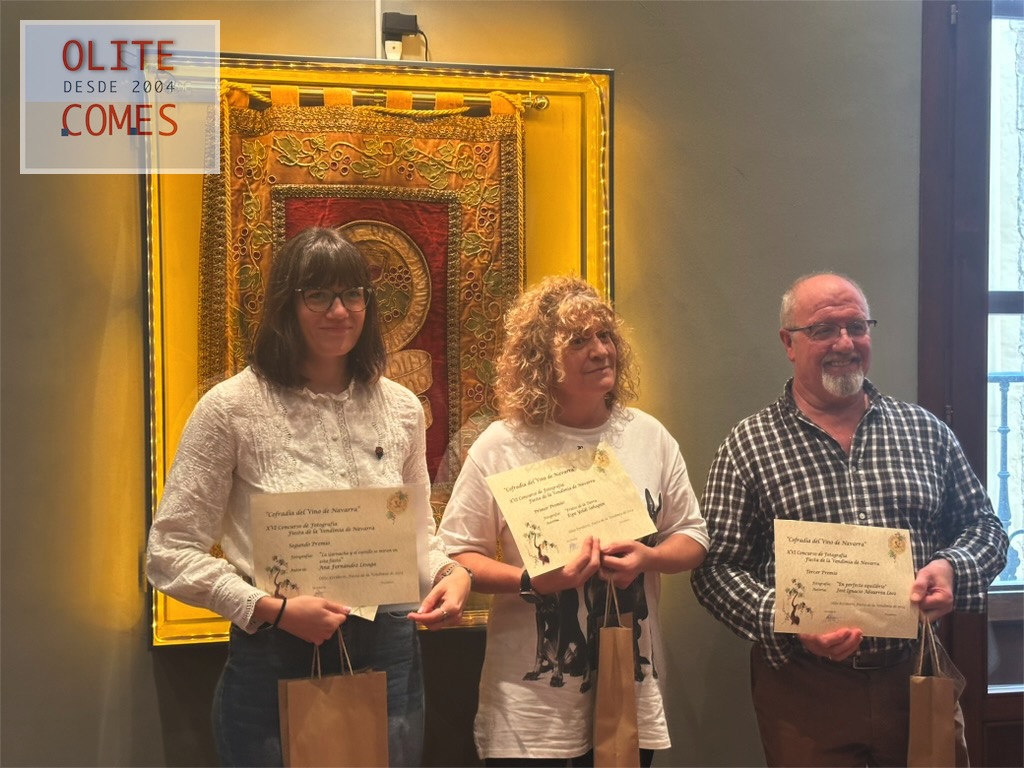 La Cofrad�a del Vino entrega  los premios del XVI Concurso fotogr�fico  de la Vendimia