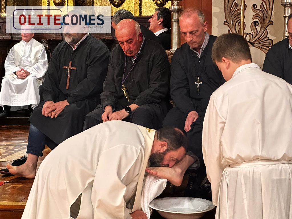 Olite celebra el Jueves Santo con devocion y tradicion