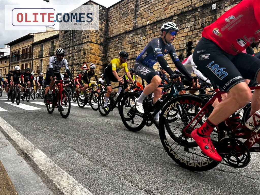 El olitense, Carlos Monreal sexto en la llegada del XX Memorial Pedro Canarias de ciclismo