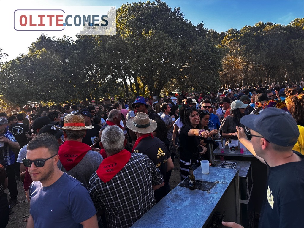 Olite, celebra Santa Br�gida con sol, m�sica y tradici�n