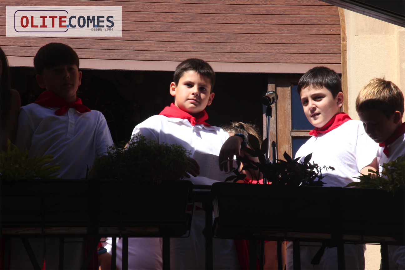 Olite da inicio a las Fiestas del D�a del Ni�o