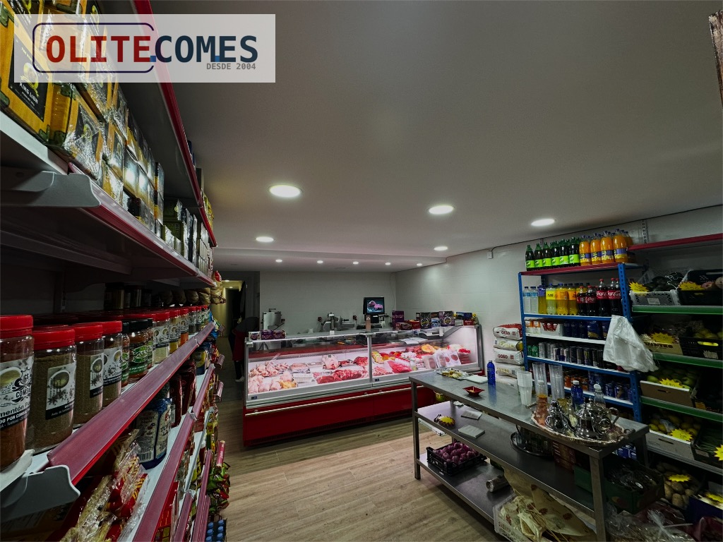 Nueva carnicer�a en la R�a Mayor: 