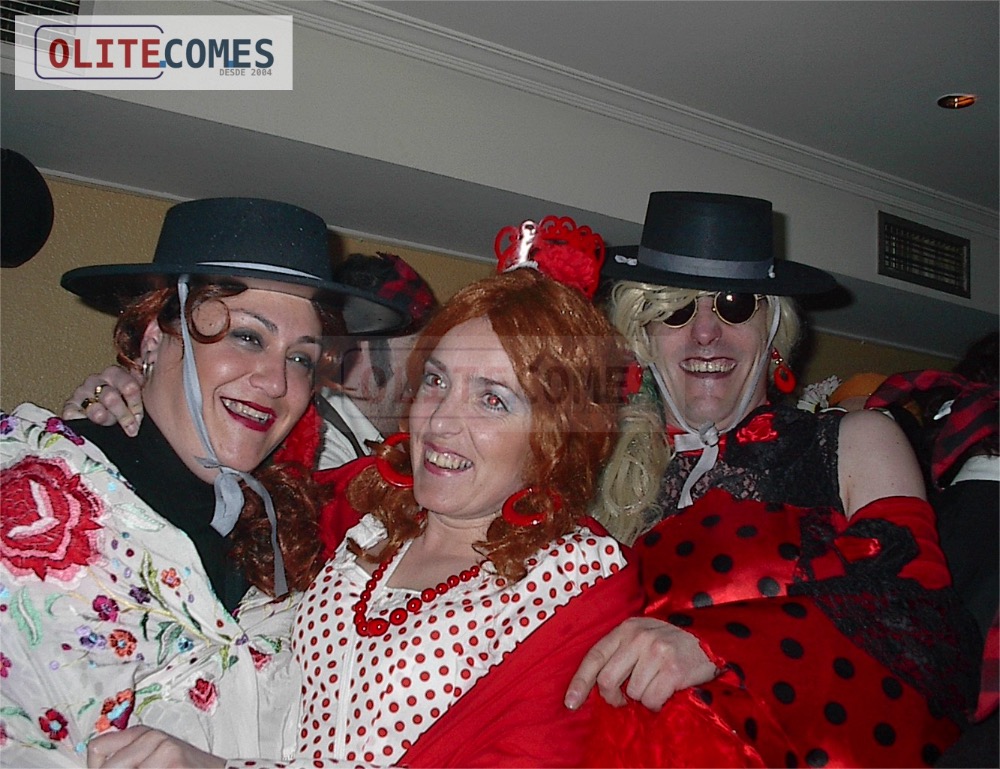 Olite.com.es rescata del archivo las fotograf�as de la noche de Carnaval de 2006