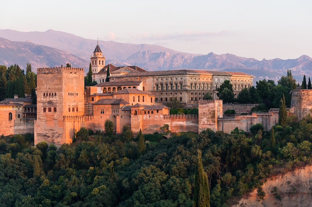 El Club de Jubilados de Olite organiza un viaje cultural a Jaen y la Alhambra en mayo
