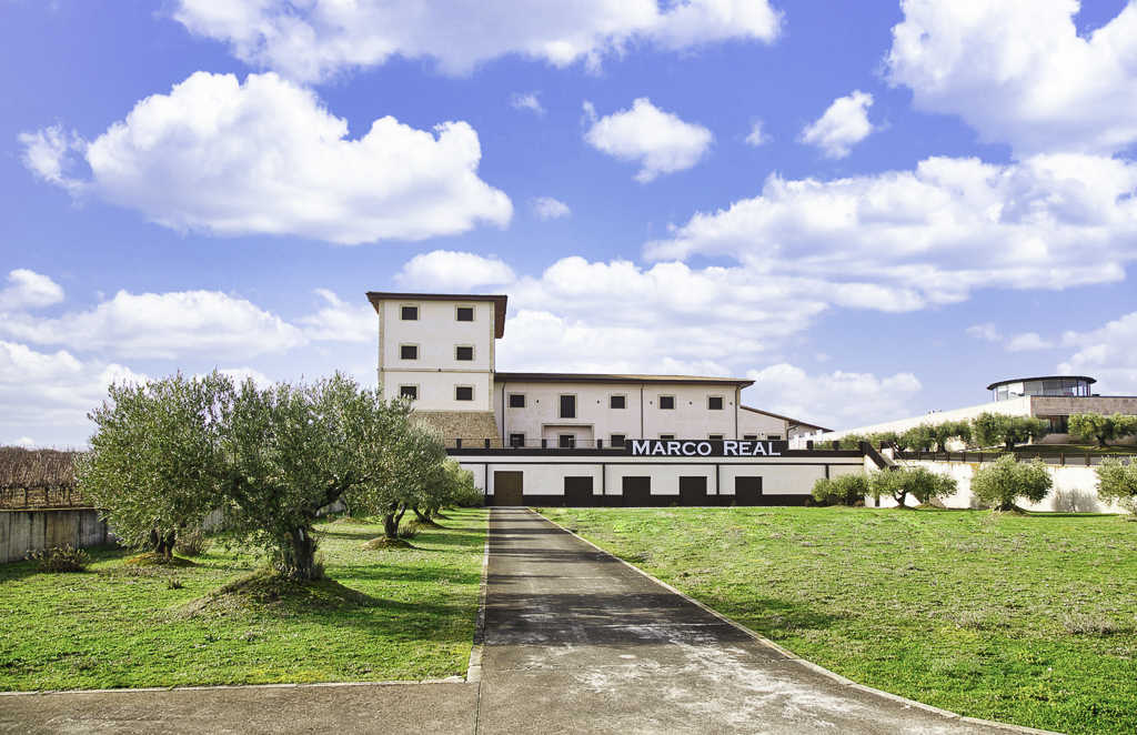Bodegas Marco Real organiza una cata exclusiva de vinos y quesos artesanos en Olite