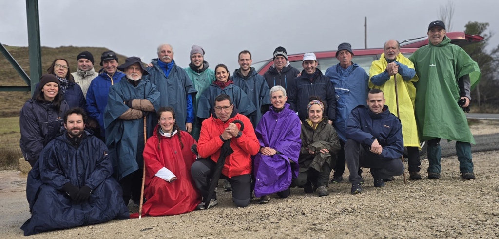 Olite peregrina un a�o m�s a Javier en una jornada de tradici�n y devoci�n