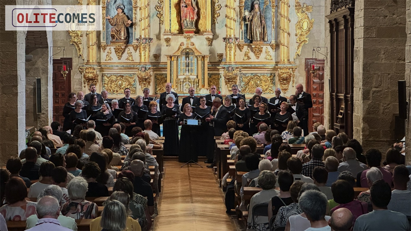 La Coral Olitense ofrece un concierto de canciones y danzas populares en la Iglesia de las Clarisas