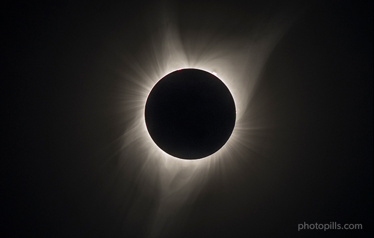 Olite se prepara para vivir el eclipse total de Sol con actividades especiales en el Palacio Real y Bodegas Ochoa