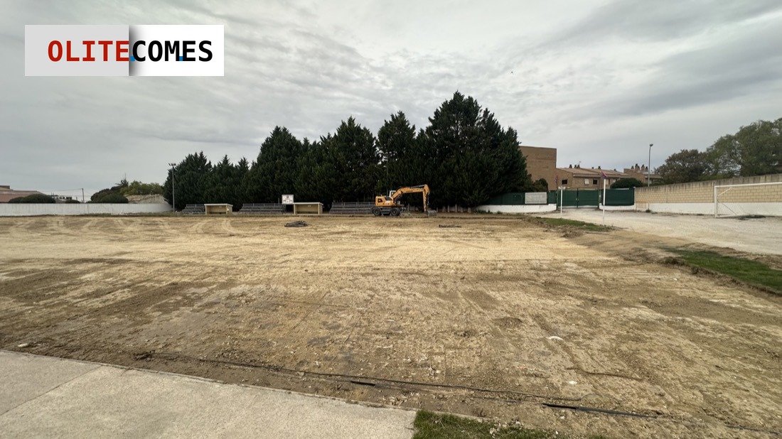 Comienzan las obras para instalar la hierba artificial en el campo de f�tbol-8 del Erri Berri